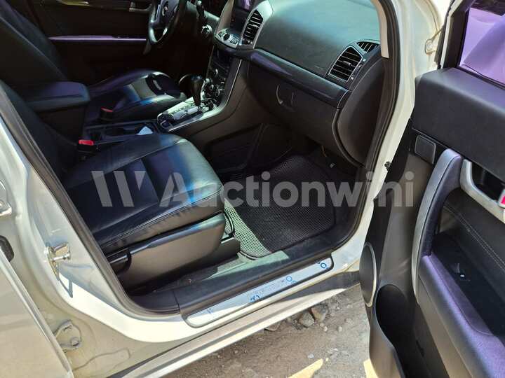 Chevrolet Captiva 2014 — 28