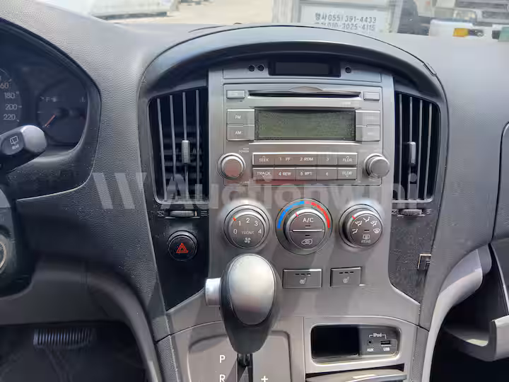 Hyundai Starex 2016 — 11