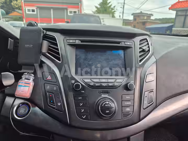 Hyundai i40 2012 — 23