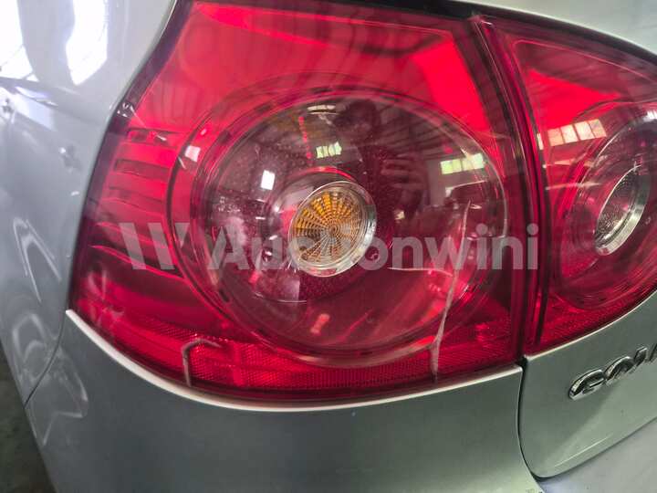 Volkswagen Golf 2008 — 11
