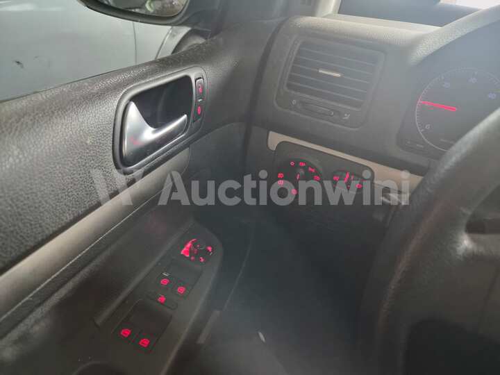 Volkswagen Golf 2008 — 22