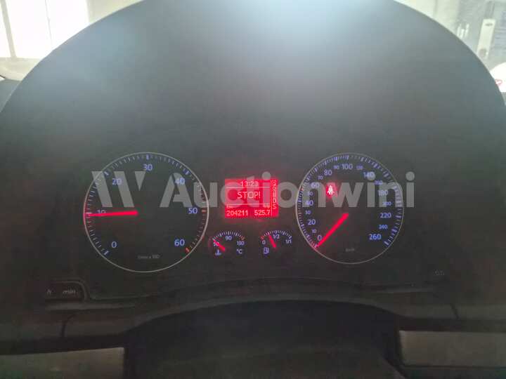 Volkswagen Golf 2008 — 41