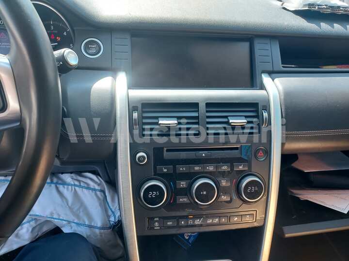 Land Rover Discovery Sport 2018 — 46