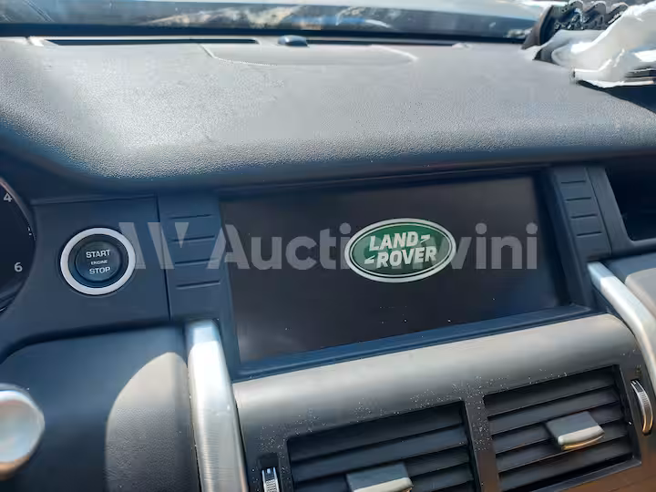 Land Rover Discovery Sport 2018 — 52