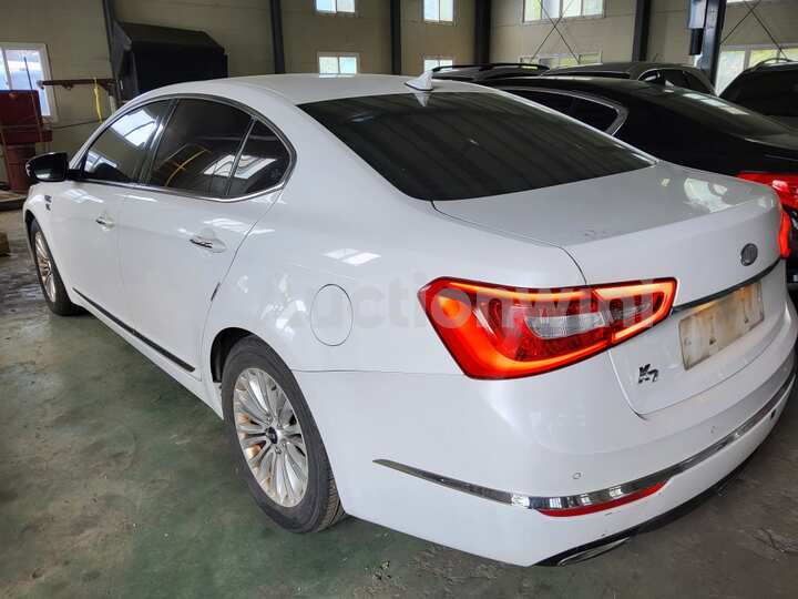 Kia K7 2013 — 22
