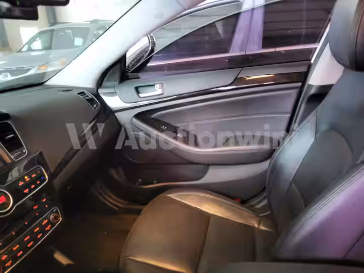 Kia K7 2013 — 27