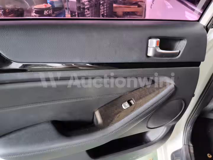 Kia K7 2013 — 38