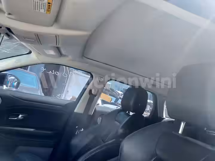 Land Rover Range Rover Evoque 2016 — 43