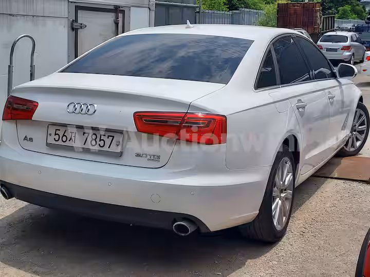 Audi New A6 2012 — 5