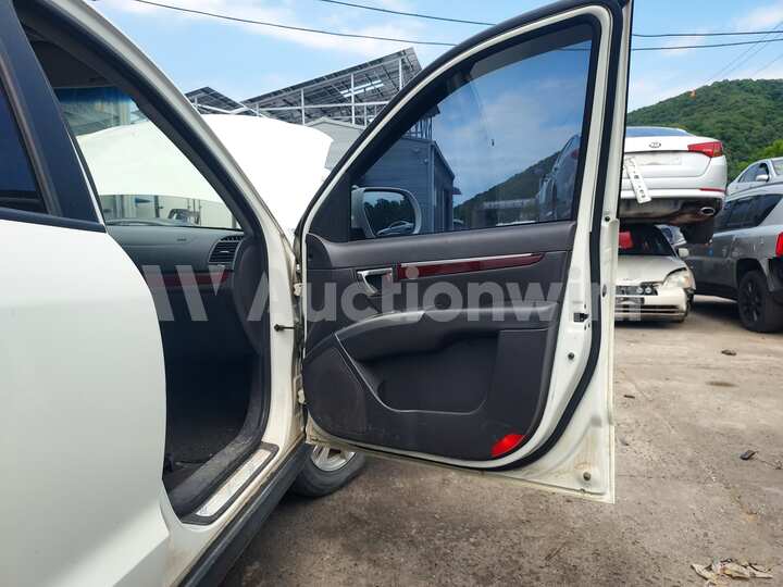 Hyundai SantaFe 2011 — 26