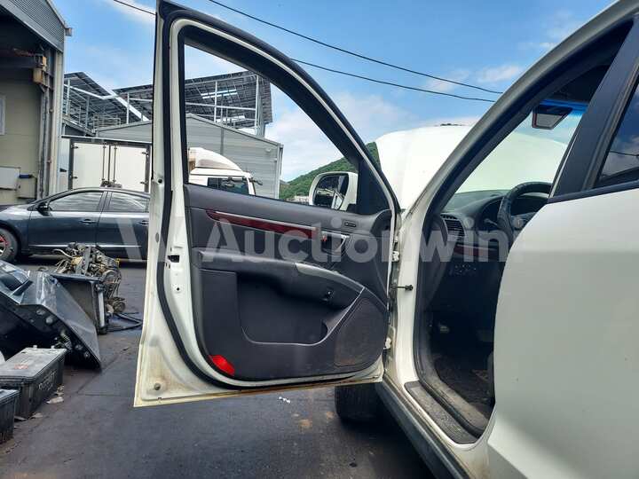 Hyundai SantaFe 2011 — 33
