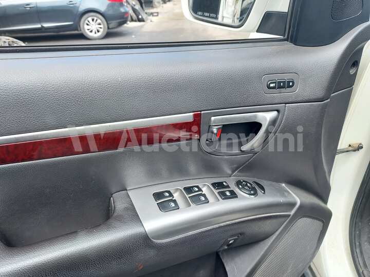 Hyundai SantaFe 2011 — 38