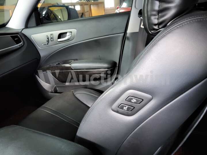 Kia K9 2014 — 41