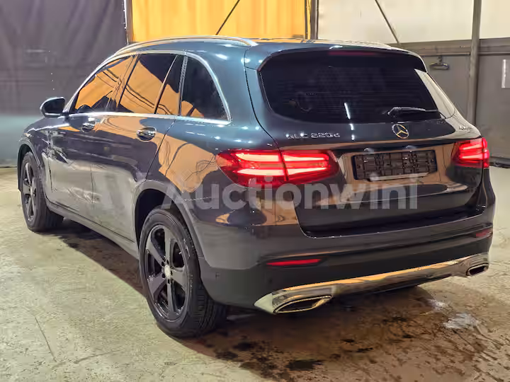 Mercedes Benz GLC Class 2016 — 3