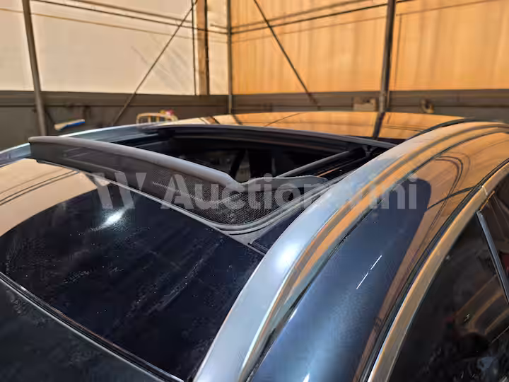 Mercedes Benz GLC Class 2016 — 48
