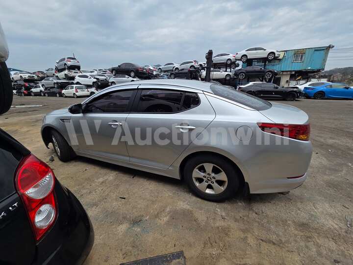 Kia K5 2013 — 11
