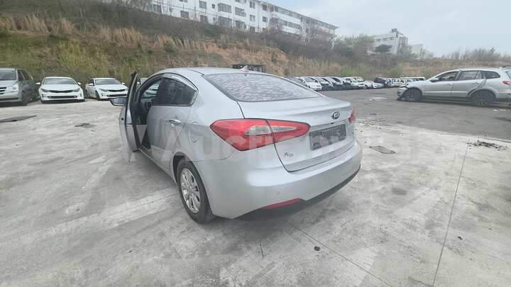 Kia K3 2013 — 5