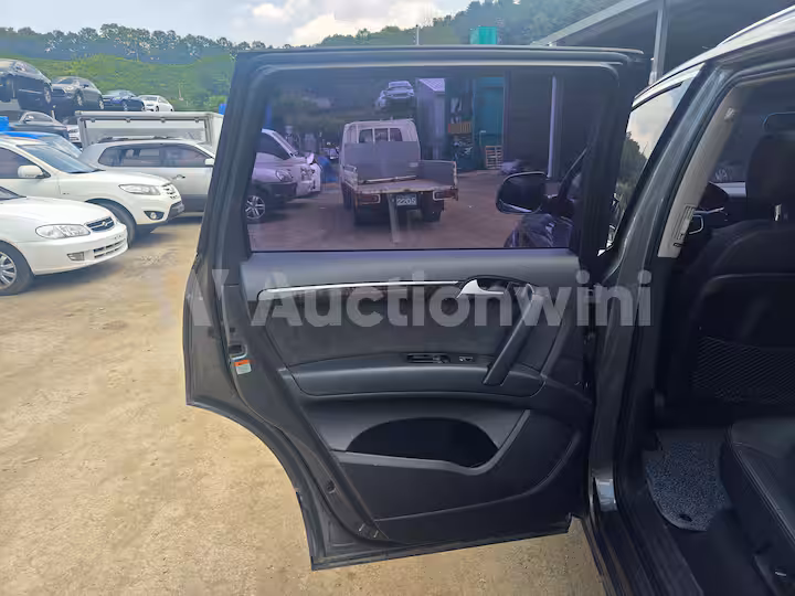 Audi Q7 2015 — 11