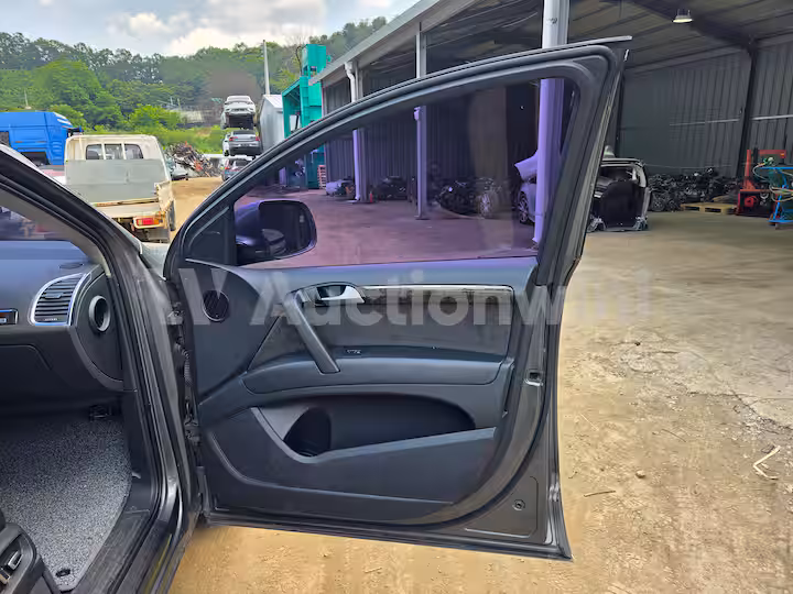 Audi Q7 2015 — 13