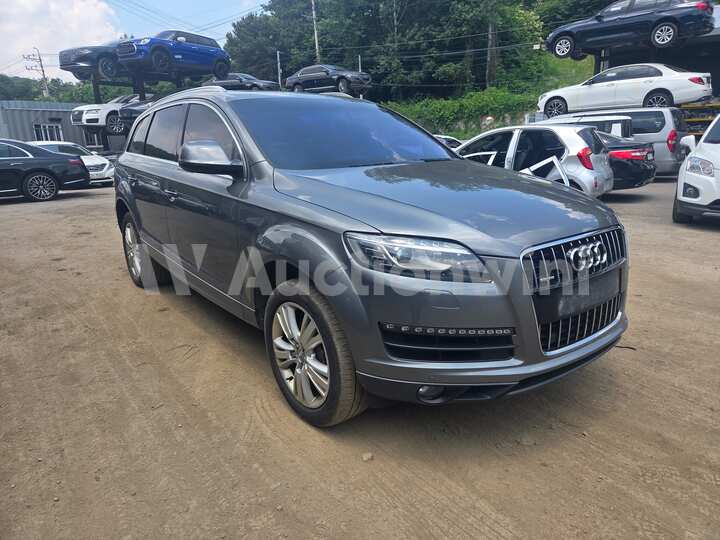 Audi Q7 2015 — 3