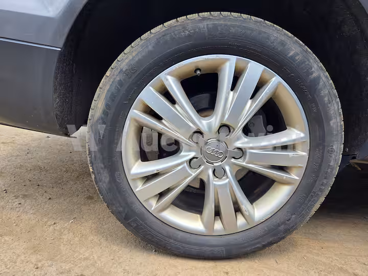 Audi Q7 2015 — 31