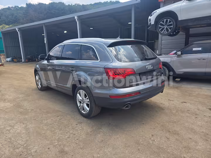 Audi Q7 2015 — 7