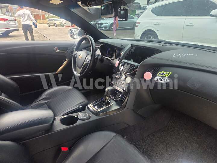 Genesis Coupe 2012 — 11