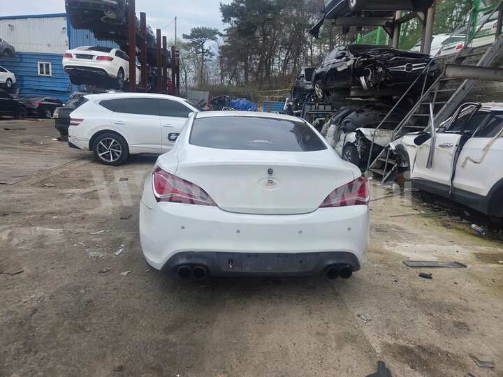 Genesis Coupe 2012 — 6