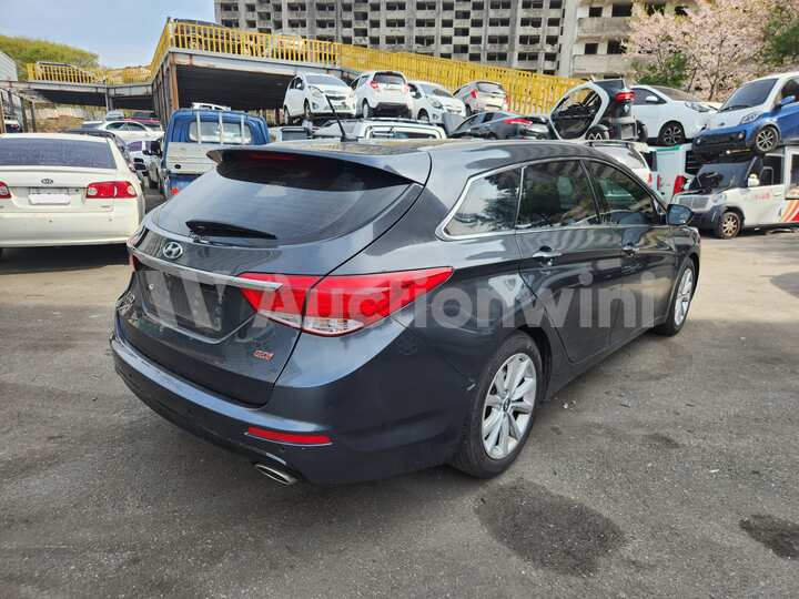 Hyundai i40 2012 — 5