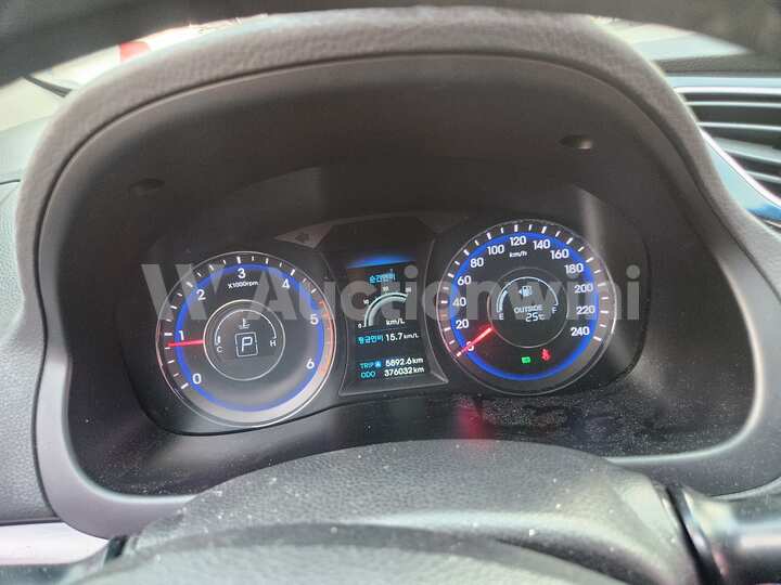 Hyundai i40 2014 — 26