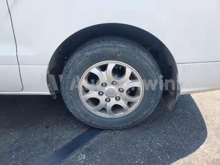Hyundai Starex 2012 — 13