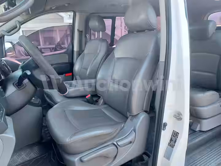 Hyundai Starex 2012 — 35