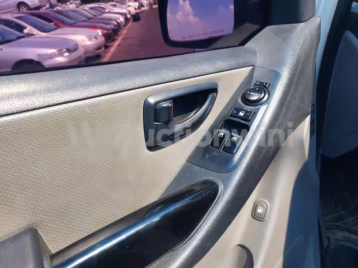 Hyundai Starex 2012 — 37