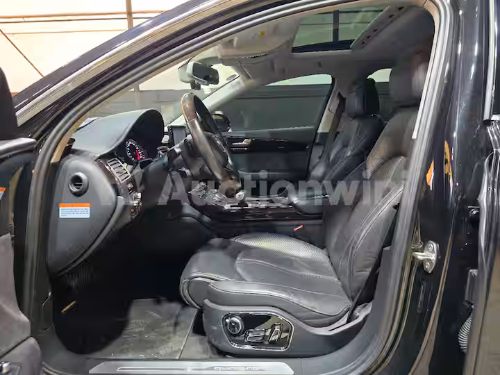Audi A8 2015 — 17
