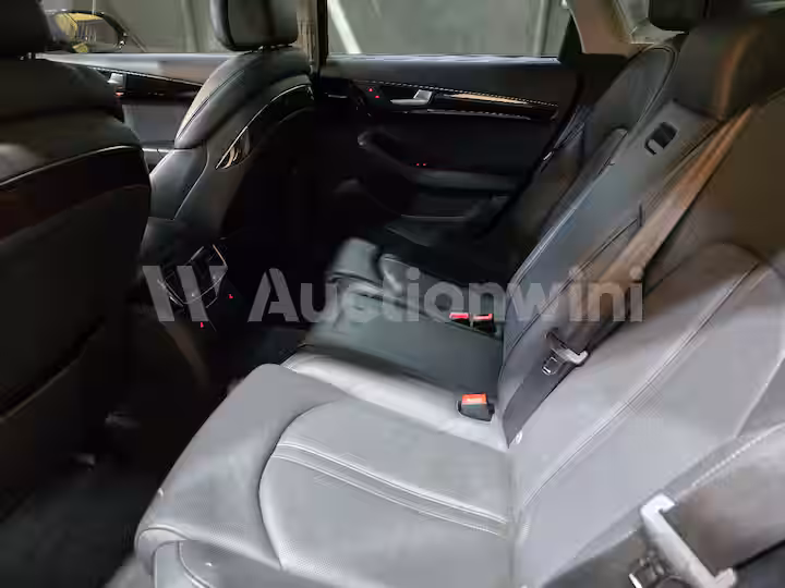 Audi A8 2015 — 21