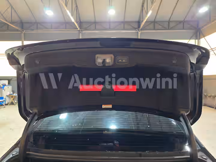 Audi A8 2015 — 23