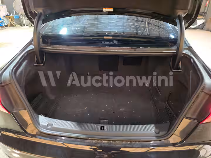 Audi A8 2015 — 24