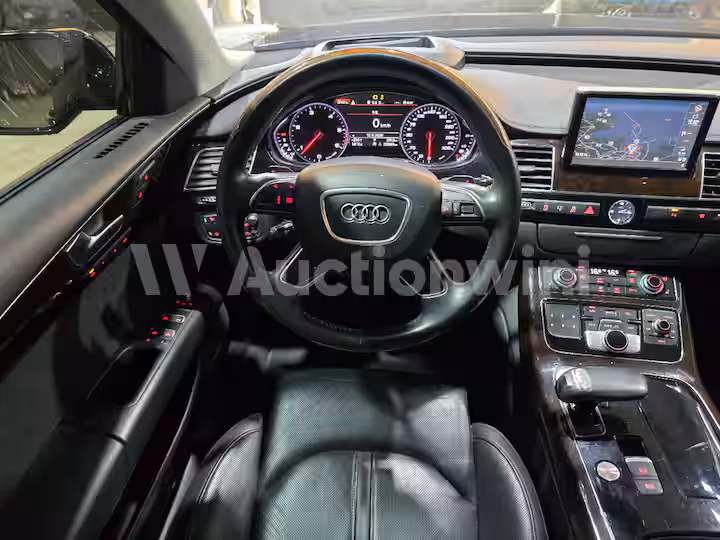 Audi A8 2015 — 35