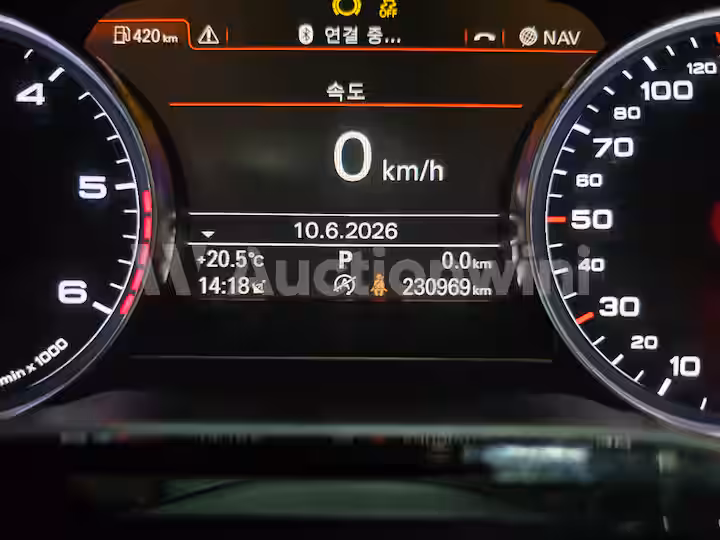 Audi A8 2015 — 40