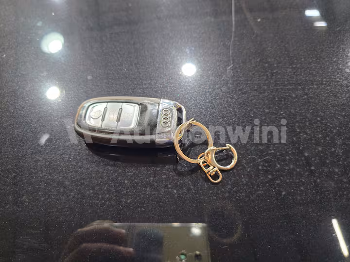 Audi A8 2015 — 42