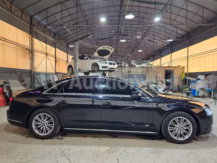 Audi A8 2015 — 6