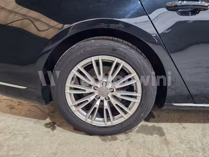 Audi A8 2015 — 53