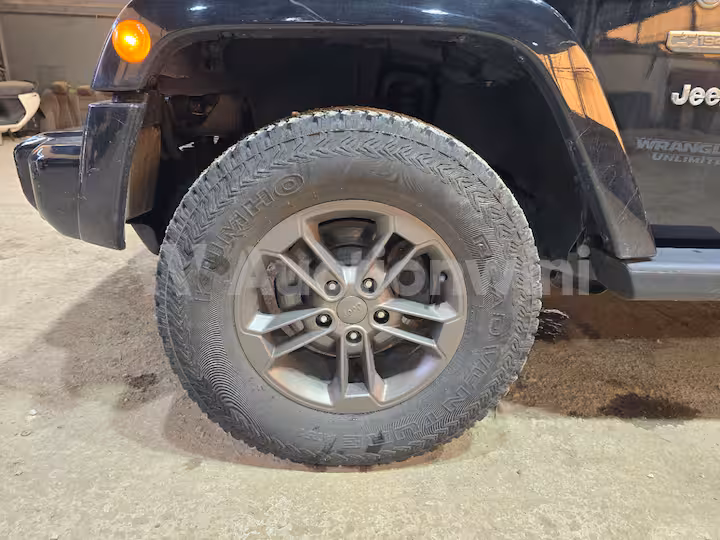 Jeep Wrangler 2016 — 42