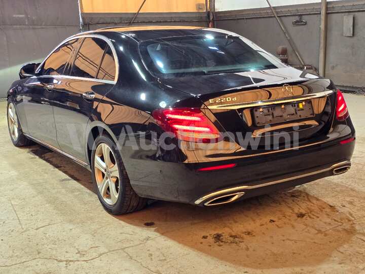 Mercedes Benz E Class 2017 — 3