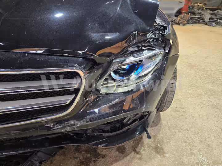 Mercedes Benz E Class 2017 — 55