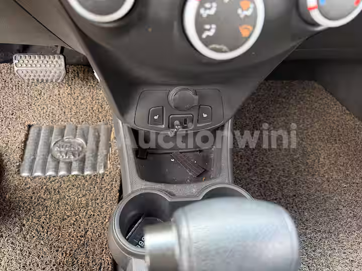 Chevrolet Spark 2014 — 22