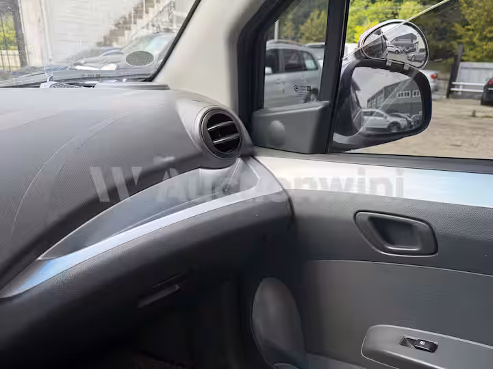 Chevrolet Spark 2014 — 23