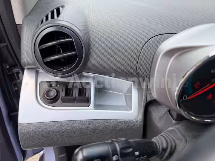 Chevrolet Spark 2014 — 24