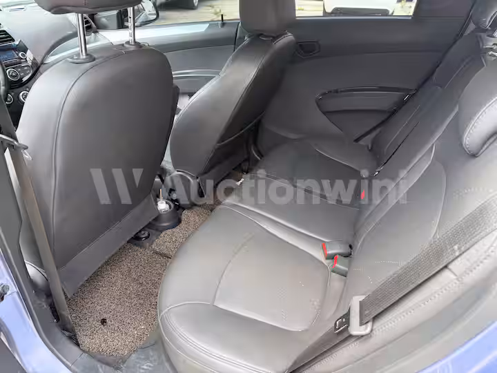 Chevrolet Spark 2014 — 27