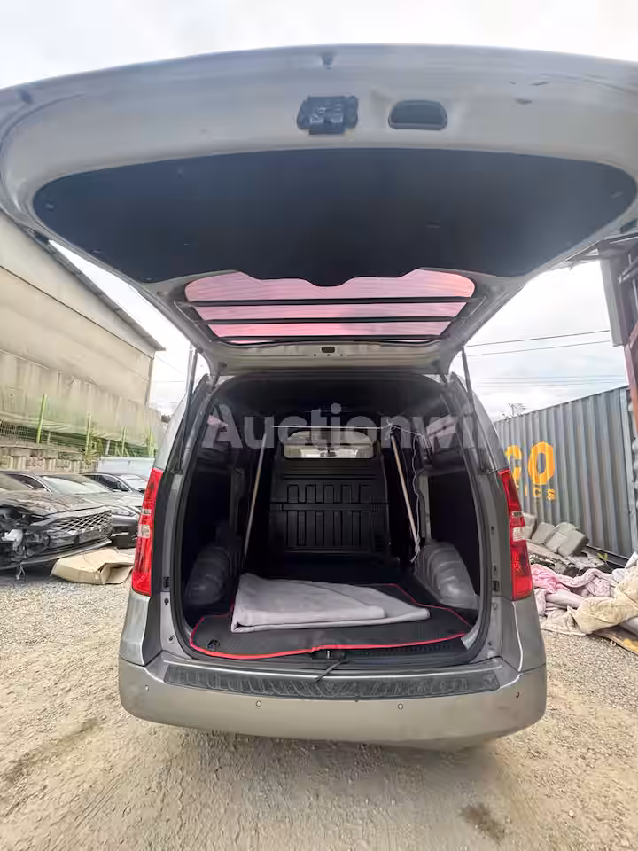 Hyundai Starex 2016 — 12